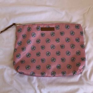Pura Vida Daisy Clutch